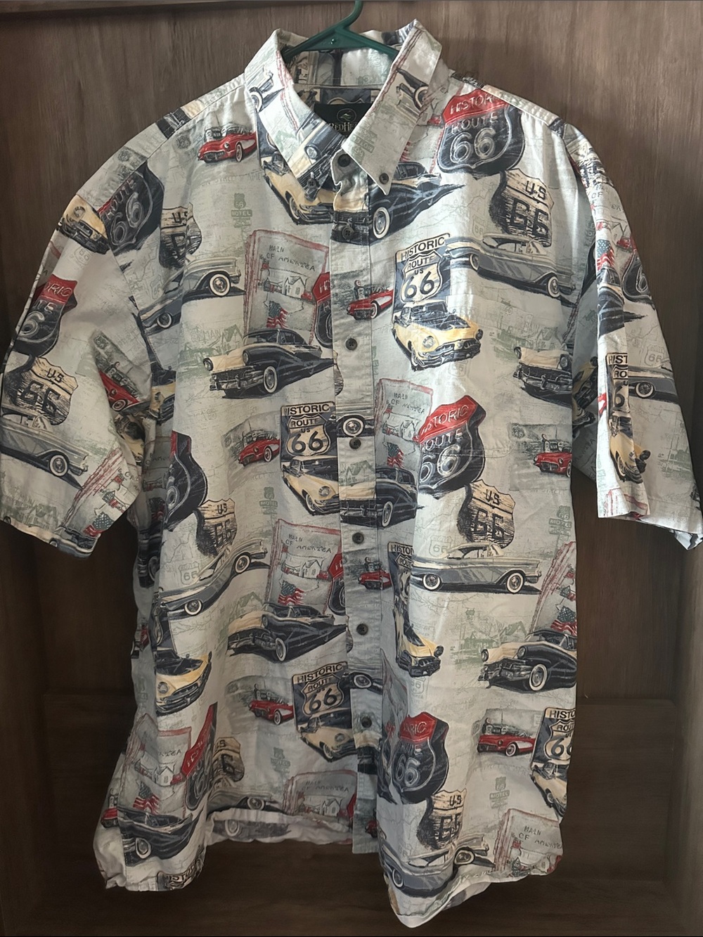 RedHead Beige Short-Sleeve Button-Down Shirt with Red and Yellow Car Print